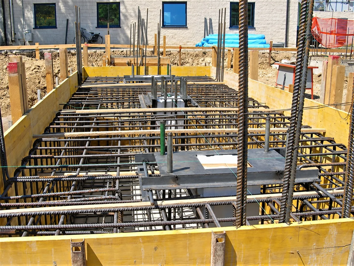 Cantiere di un capannone industriale realizzato da Simon’s Art